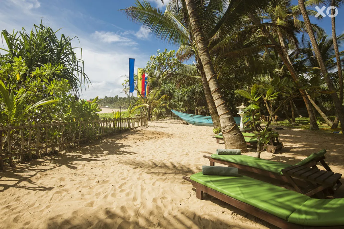 Rockside Beach Resort
