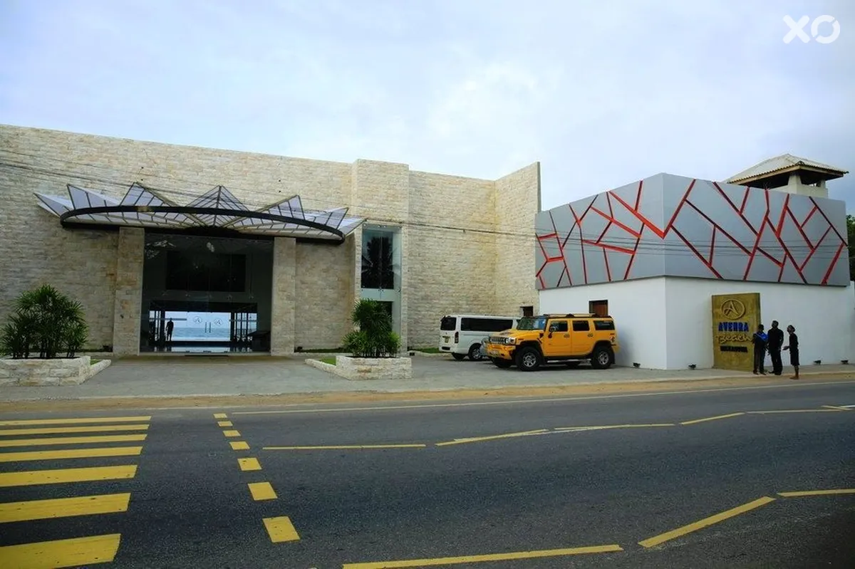 Avenra Beach Hotel