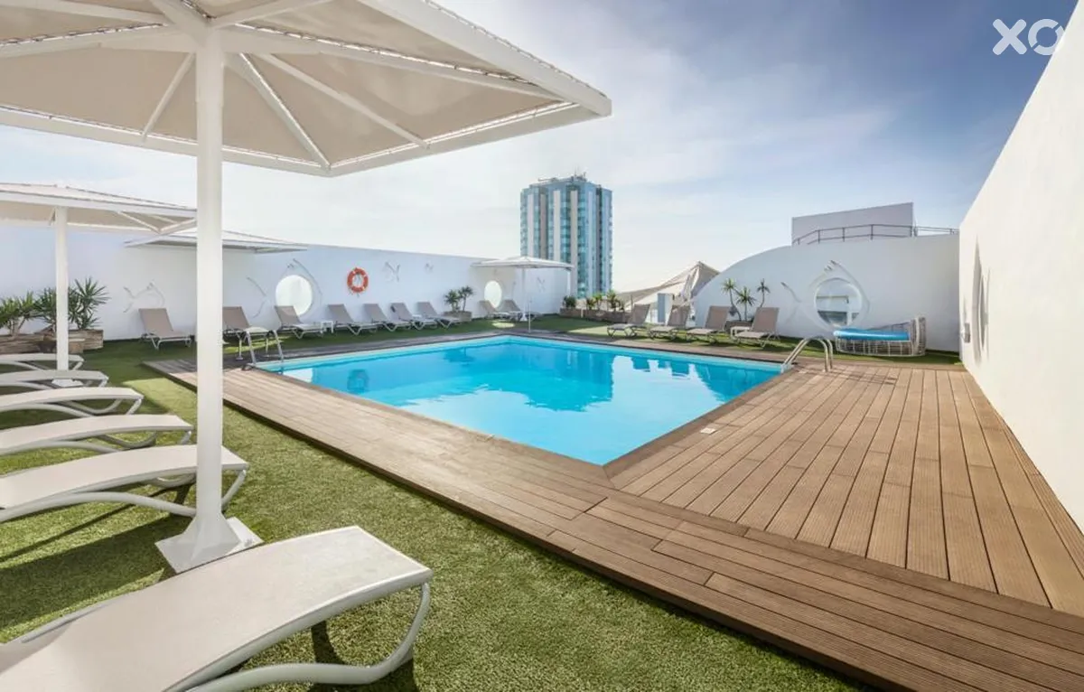 Lancelot Hotel