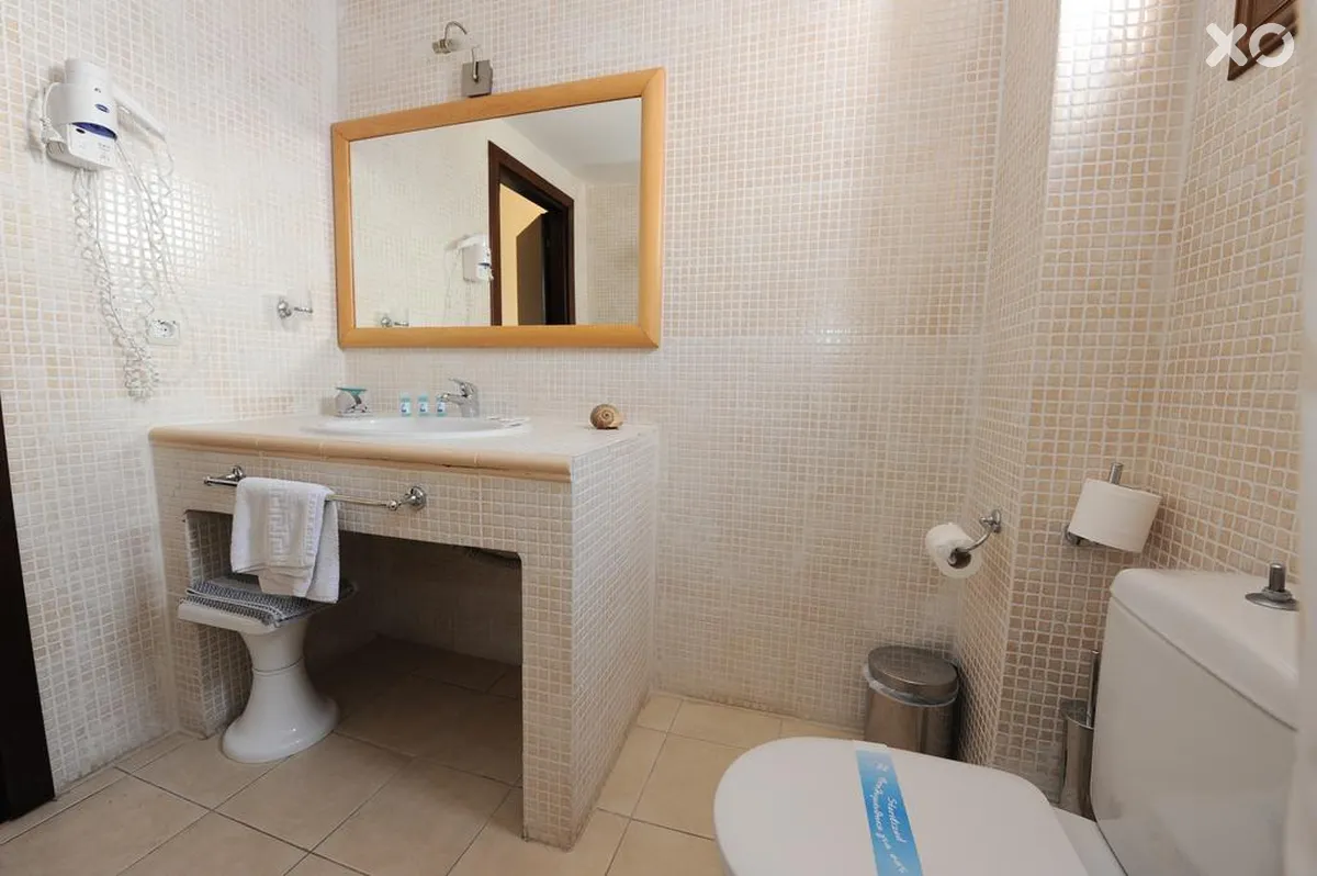 Maranton Beach Hotel