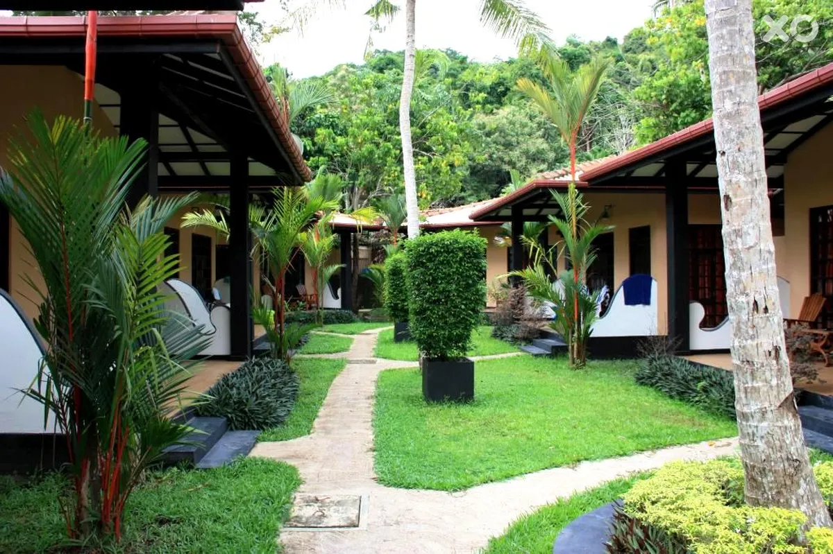 Flower Garden Hotel