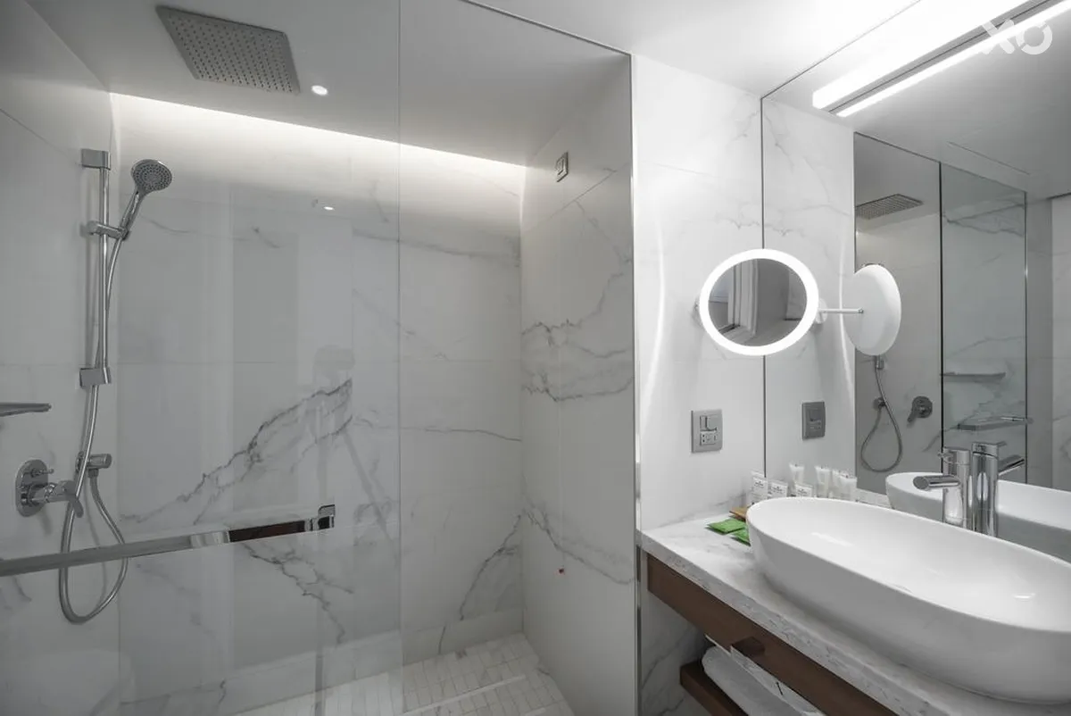 Makedonia Palace