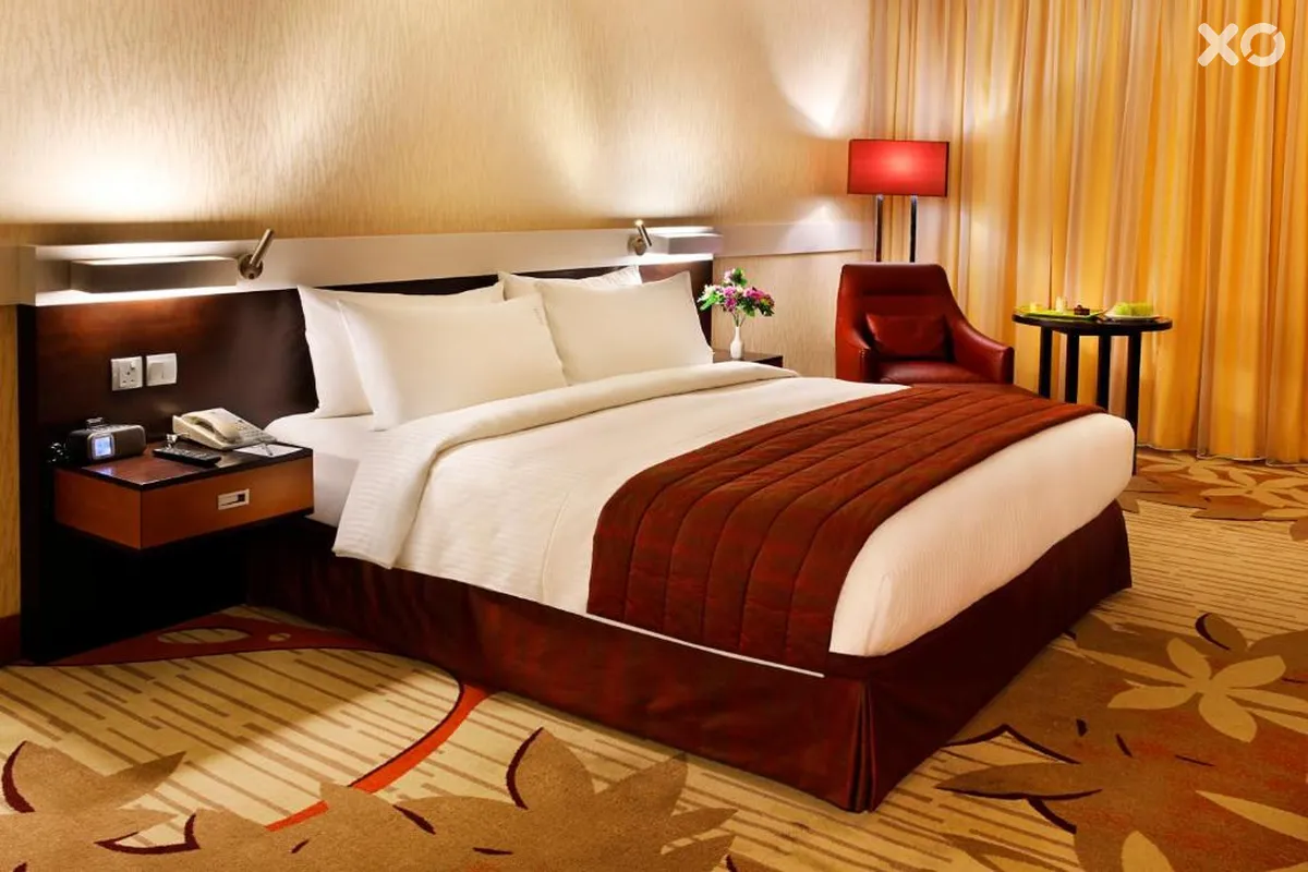 Excelsior Hotel Downtown