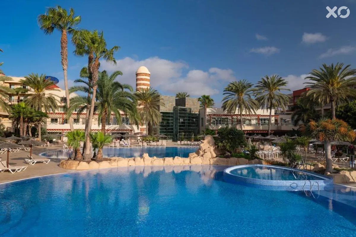 Elba Carlota Beach & Convention Resort
