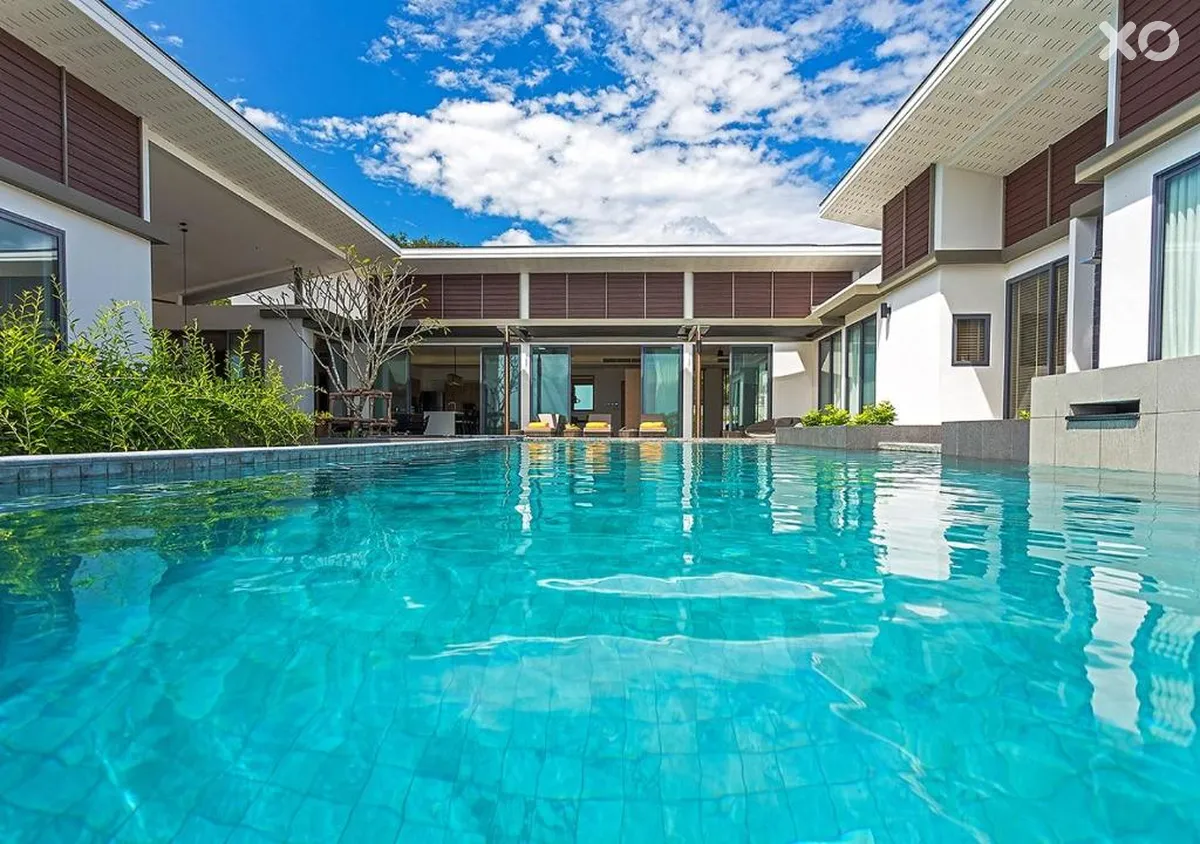 Casabay Luxury Pool Villas by Stay