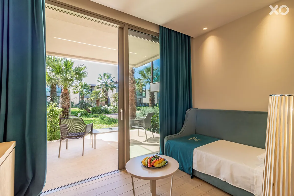 Almyros Beach Resort & Spa