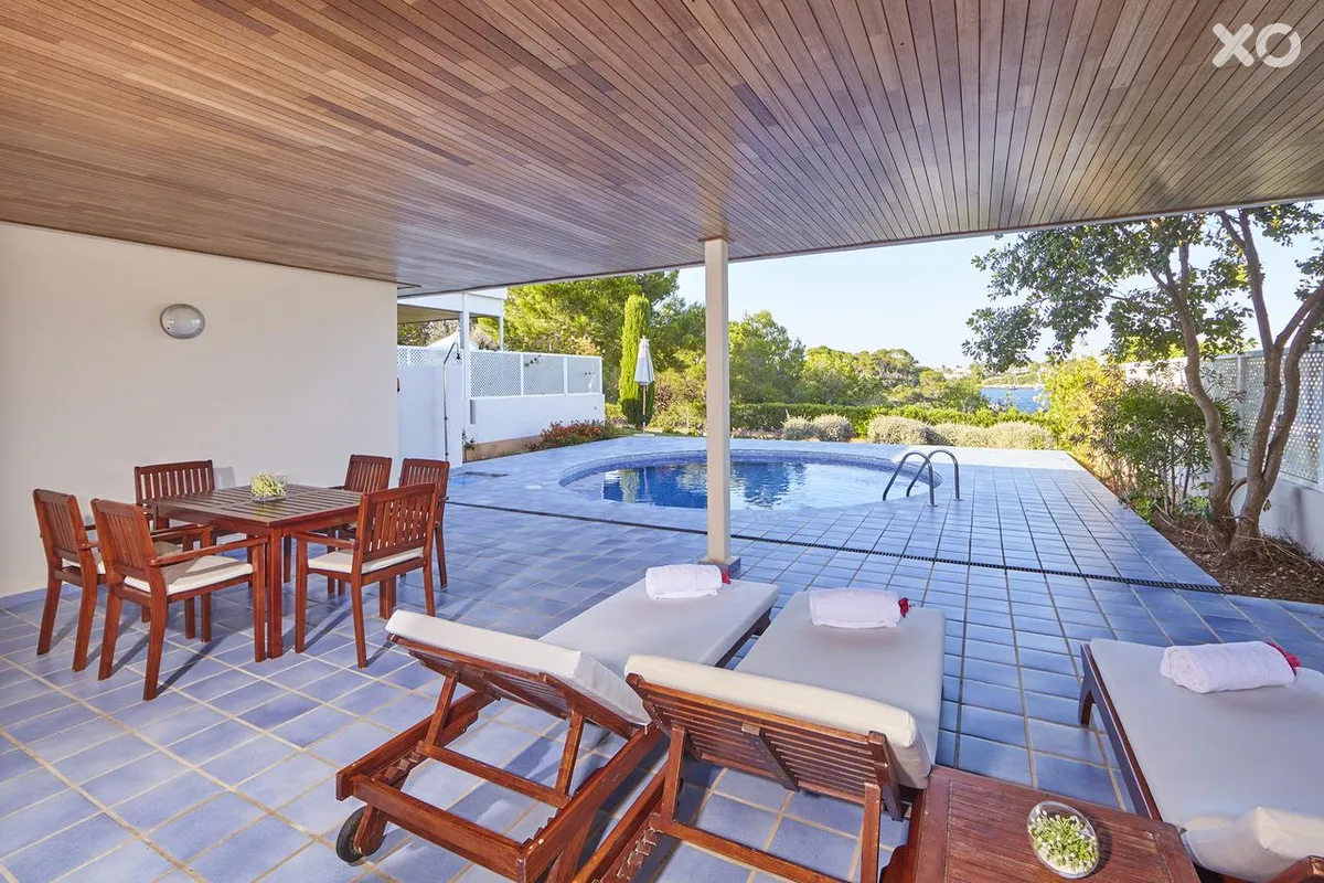 Ikos Porto Petro