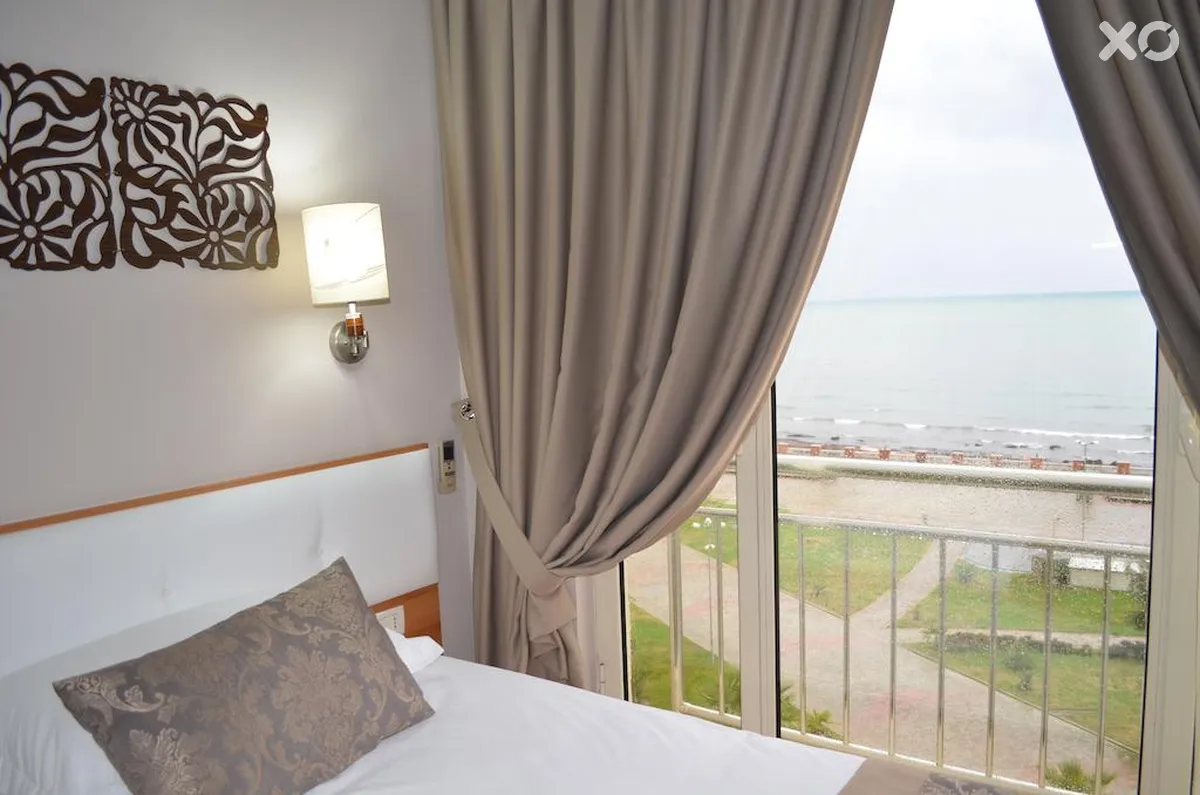 Arvi Hotel