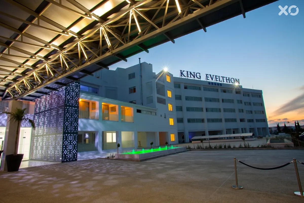 King Evelthon Beach Hotel & Resort