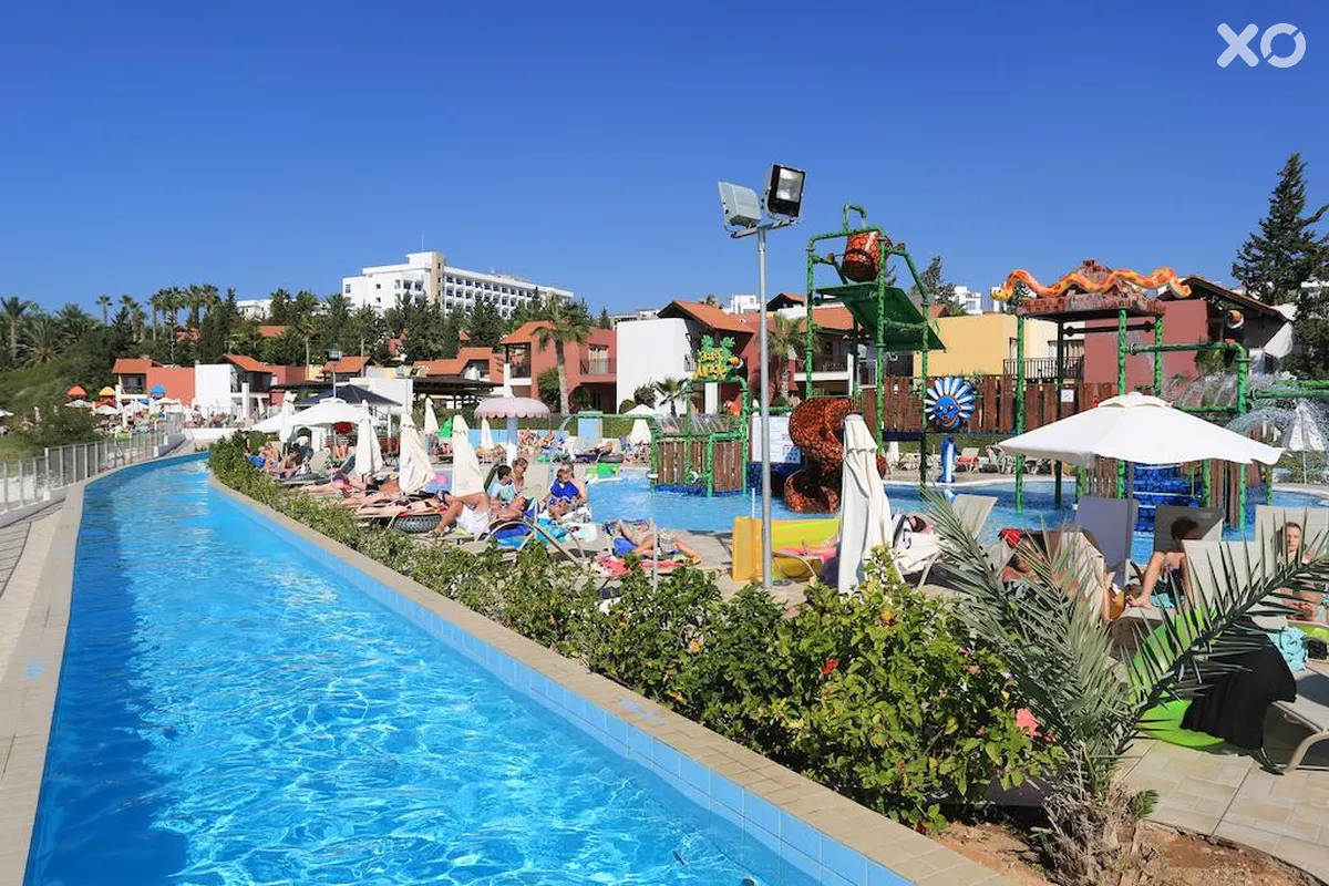 Kapetanios Aqua Resort