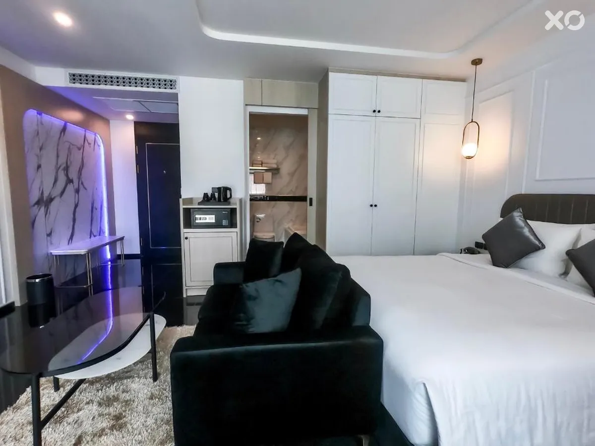 Ratri Phuket Old Town Hotel
