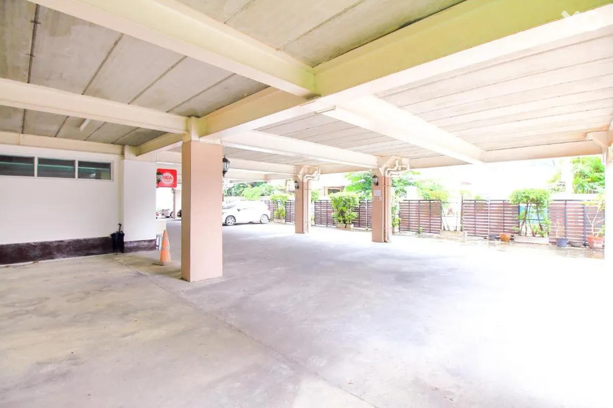 Capital O 411 Grandview Condo 15