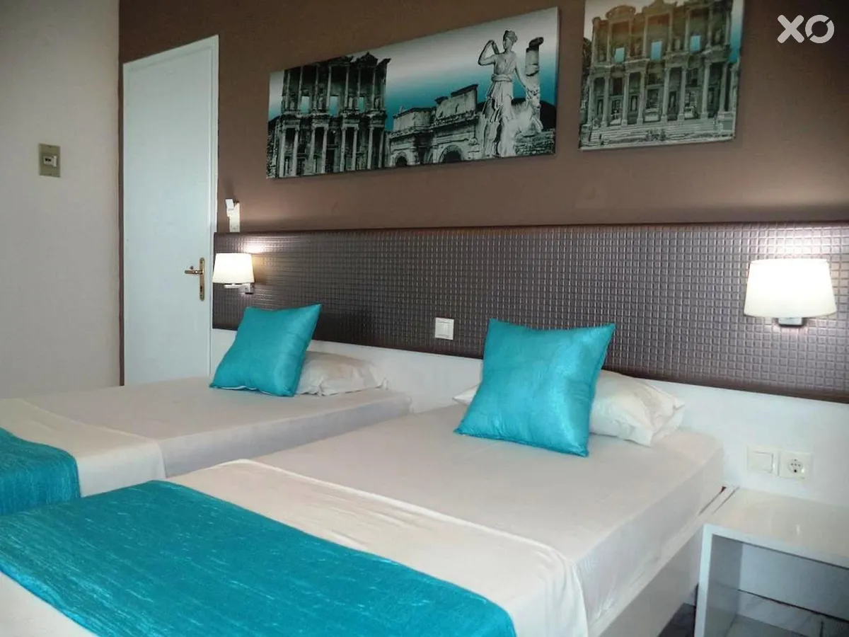 Blue Nest Hotel