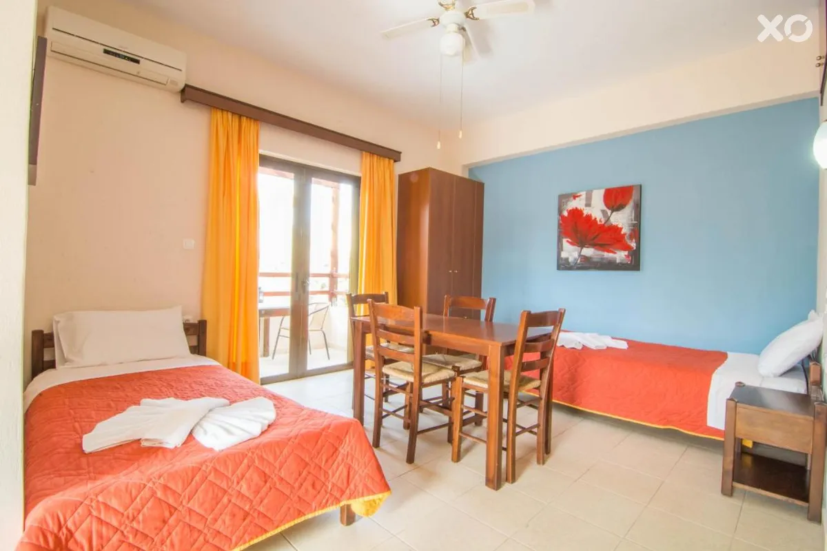 Lito Apartments