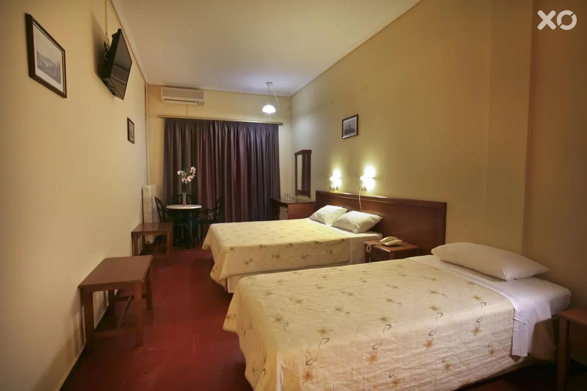 Bakos Hotel