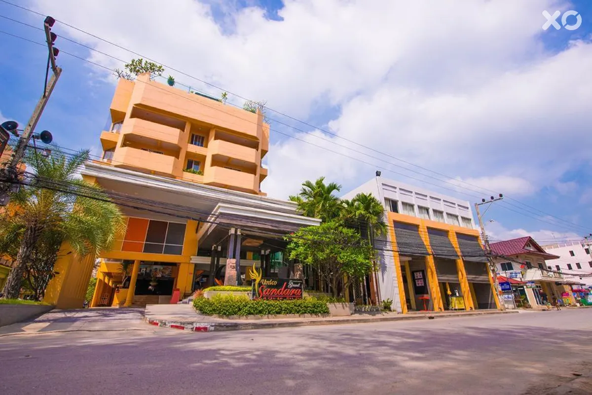 FuramaXclusive Sandara Hua Hin на Cha-am Beach