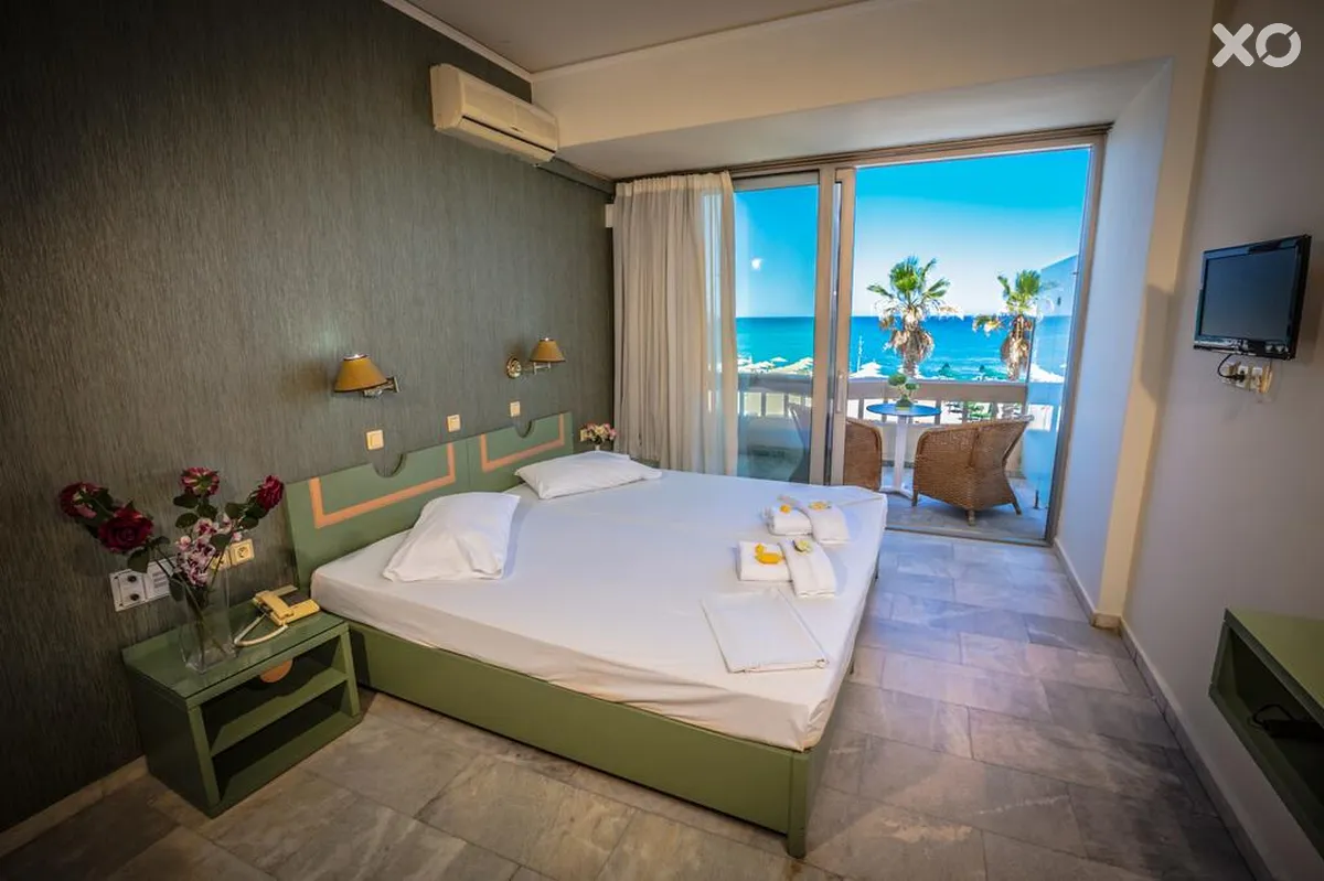 Theo Beach Hotel Apartments