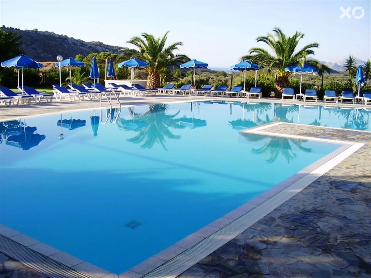 Zoes Hotel Studios