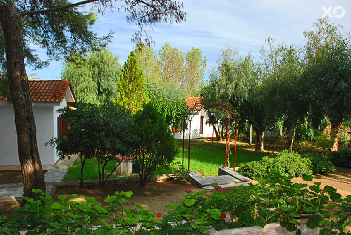 Alykes Park Bungalows & Apartments