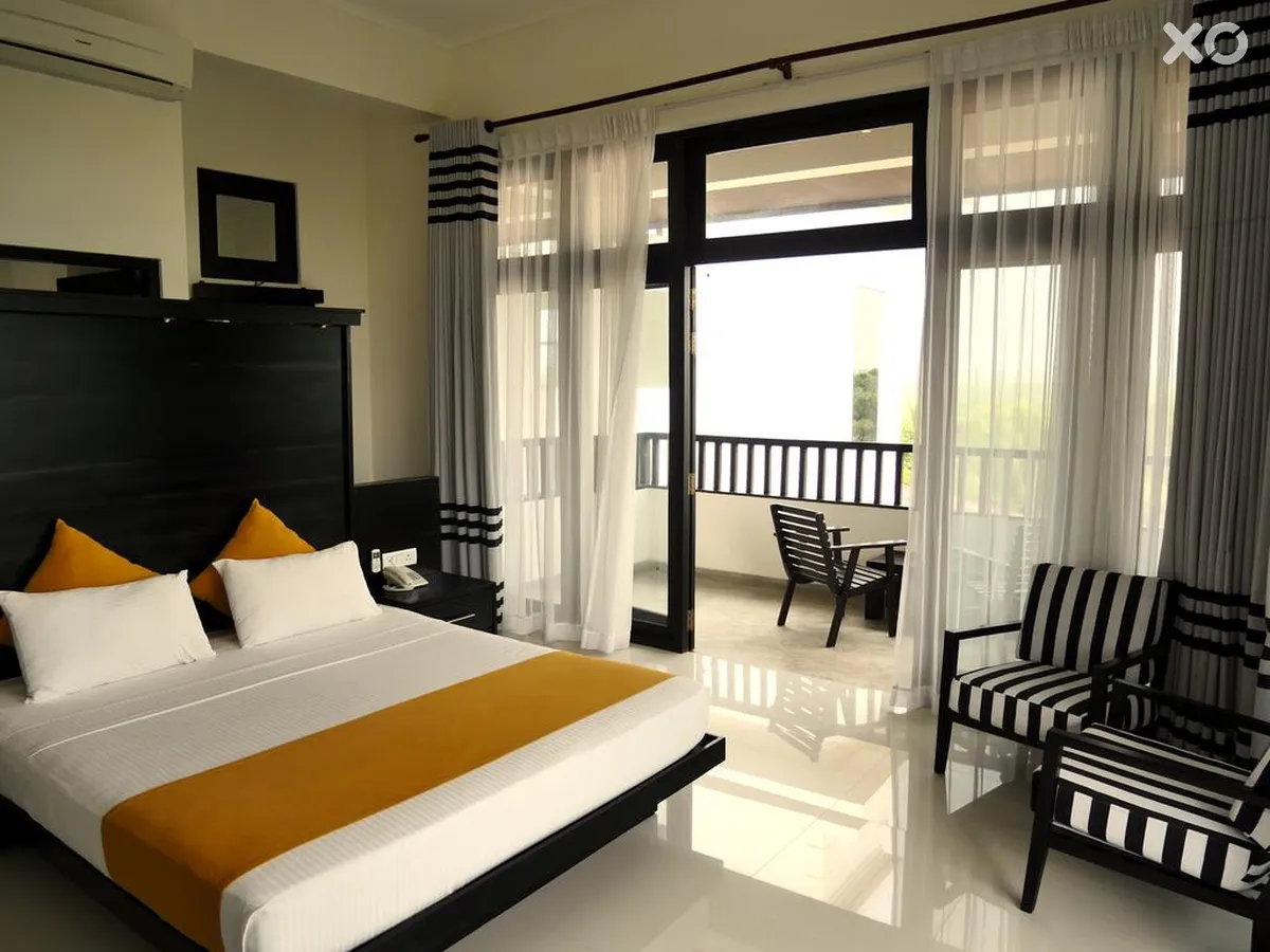Lagoon Paradise Beach Resort