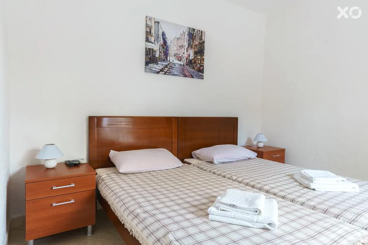 Lora Apartments