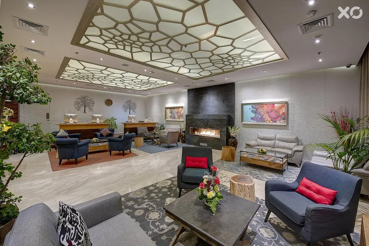 Grandeur Hotel