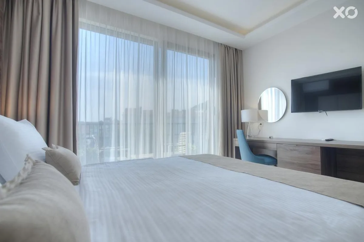 Twelve Hotel