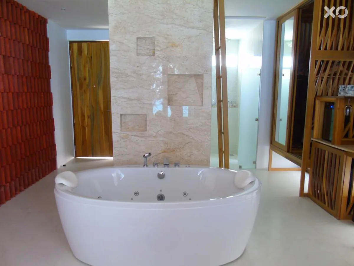 White Sand Samui Resort