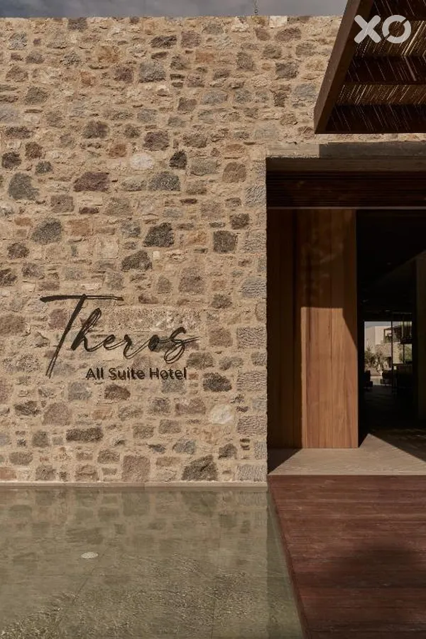 Theros All Suite Hotel