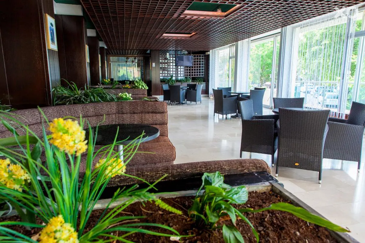 Albatros Hotel