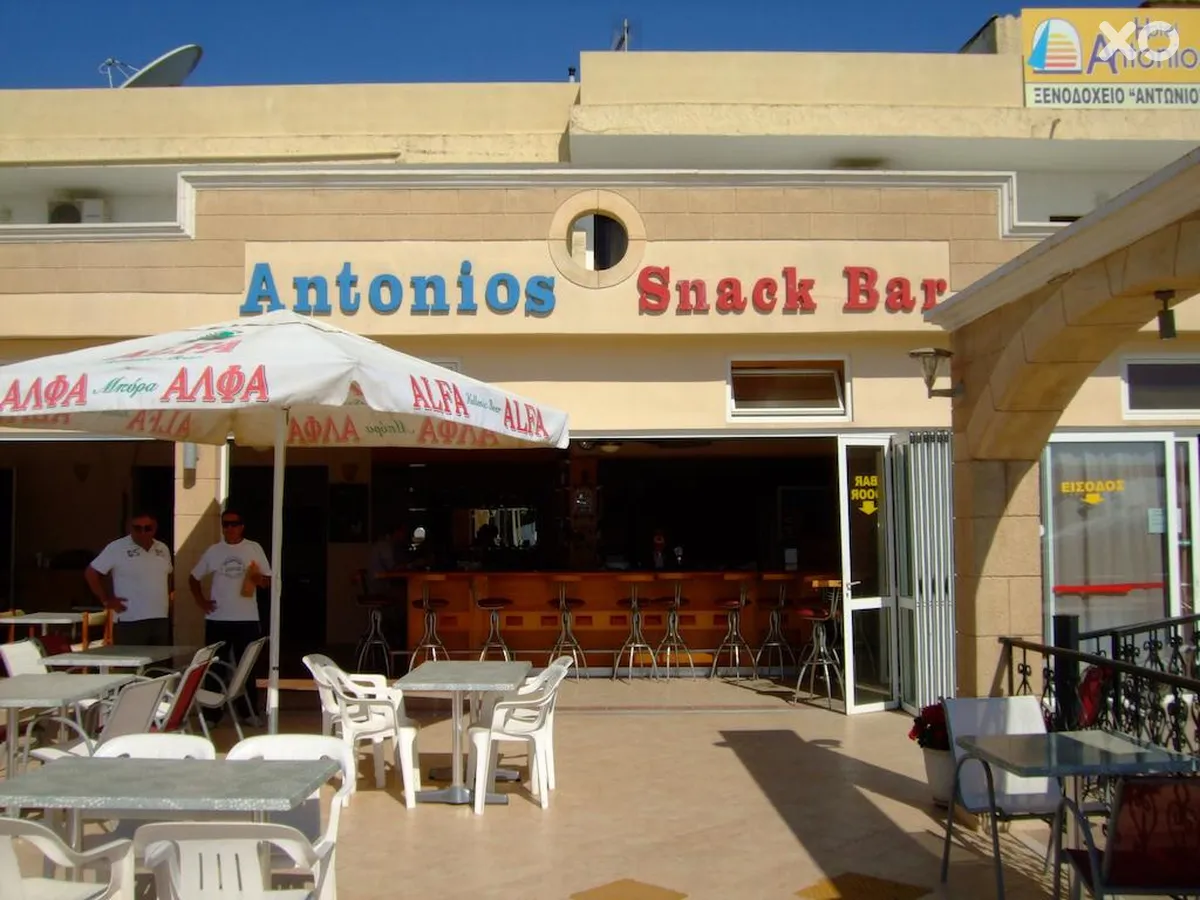 Antonios Hotel