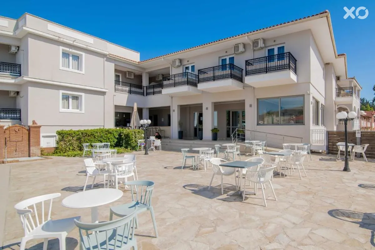 Karras Hotel