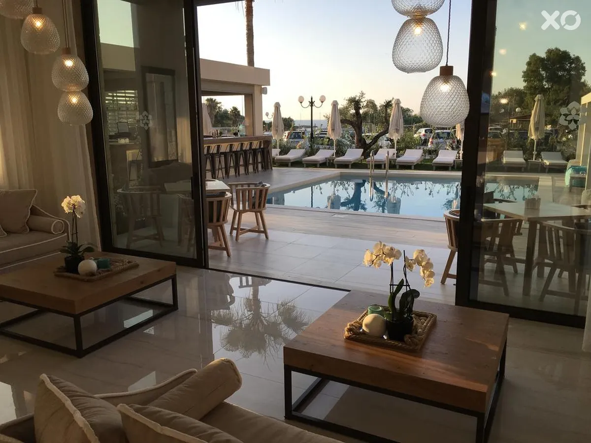 Airis Boutique & Suites