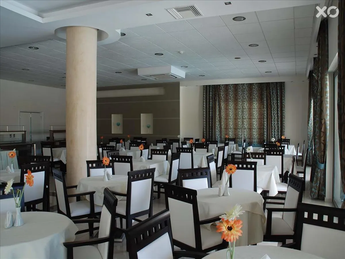 Letsos Hotel