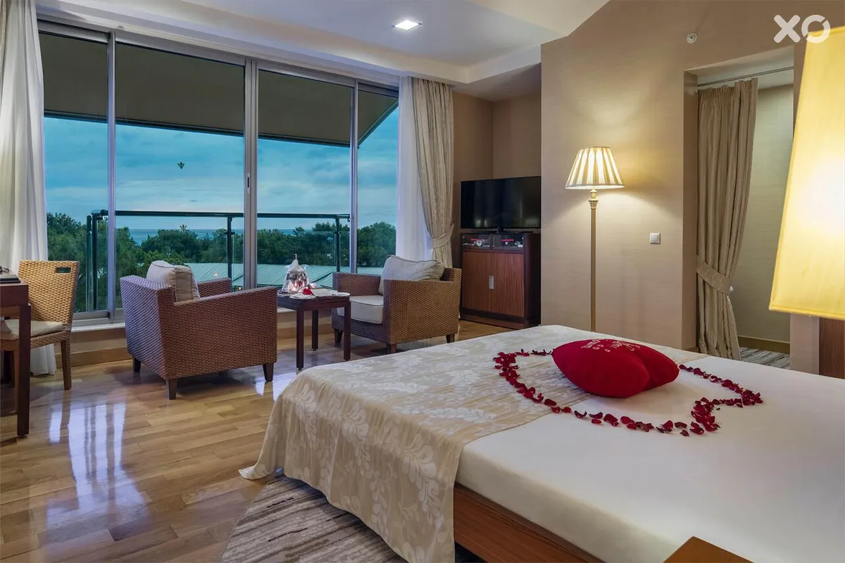 Rixos Sungate Hotel