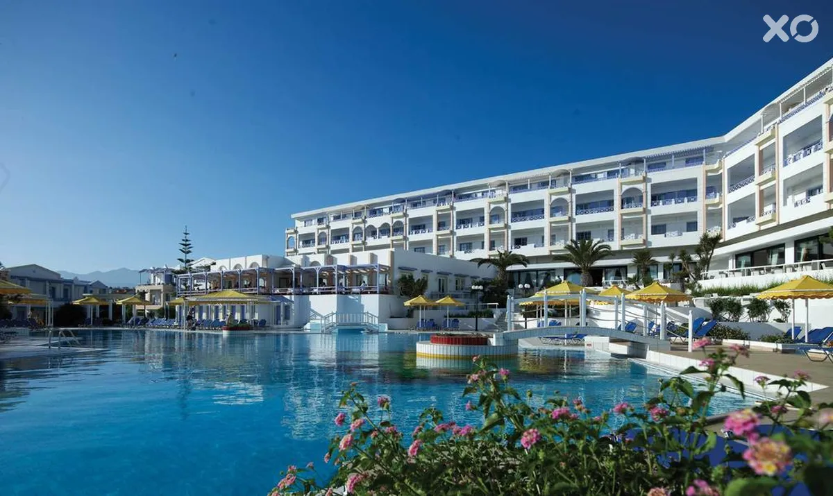Serita Beach Hotel