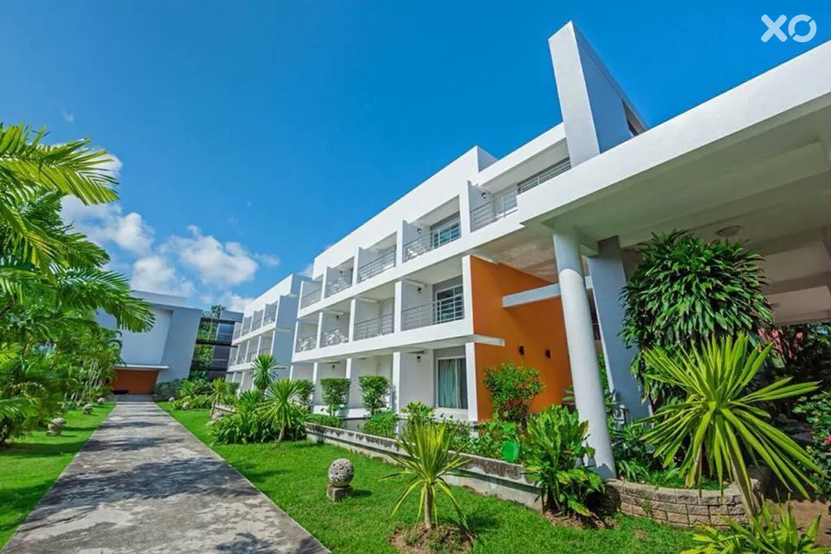 The Natural Resort