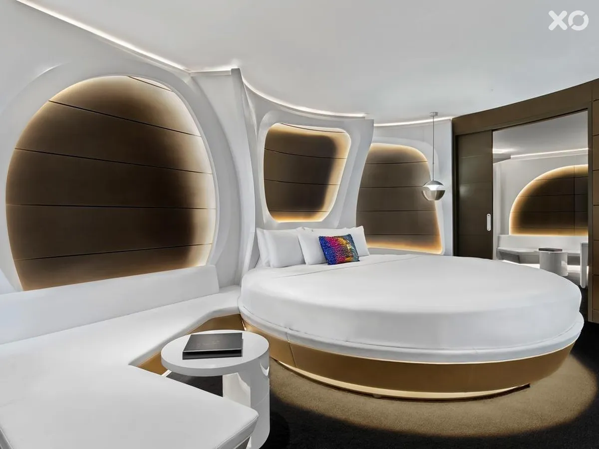 V Hotel Dubai Curio Collection by Hilton
