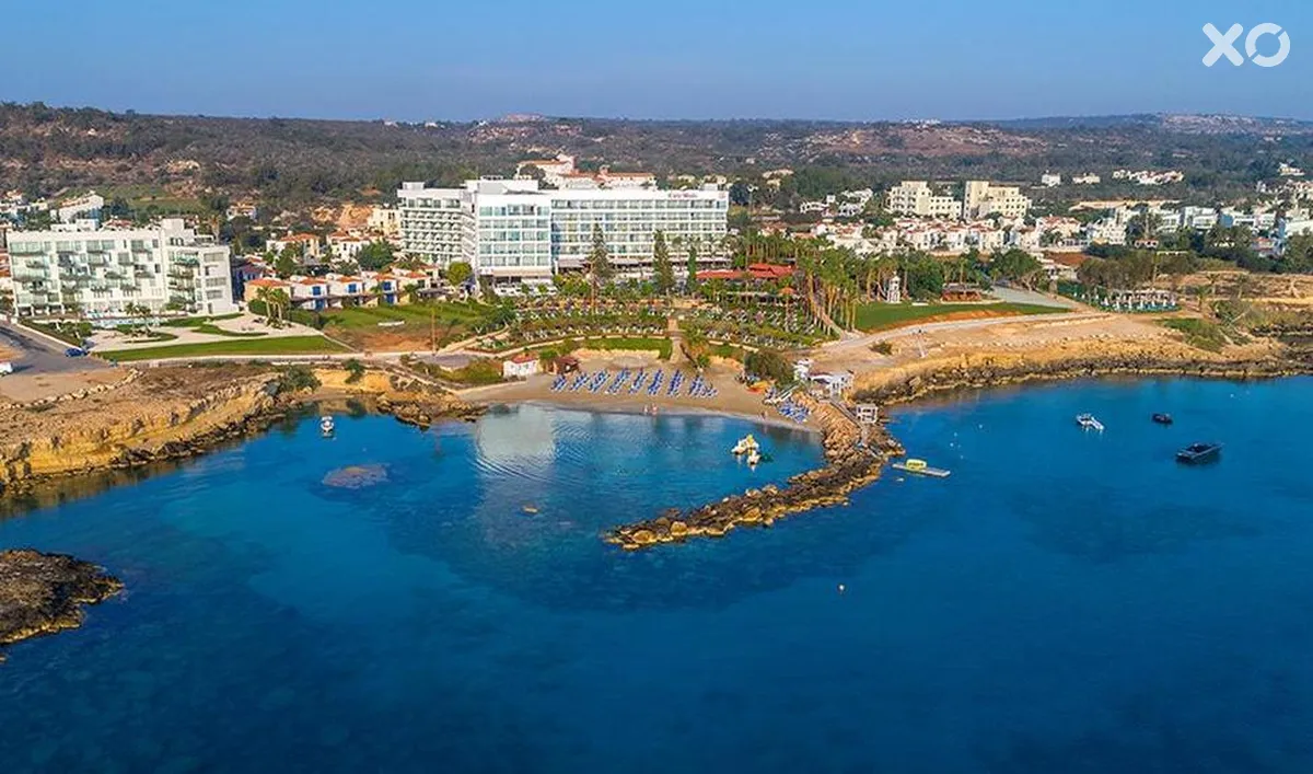 Cavo Maris Beach Hotel