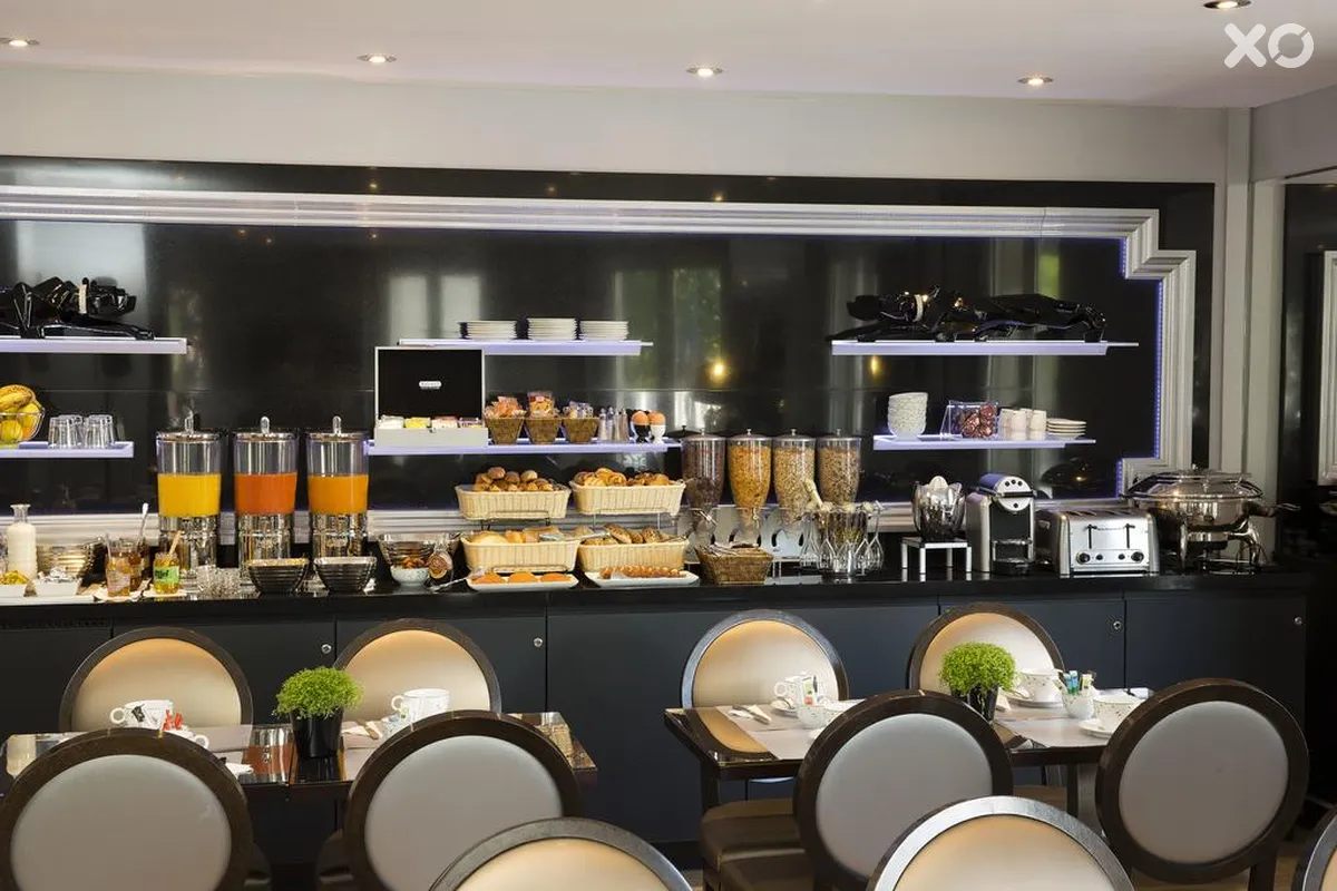 Plaza Elysees Hotel