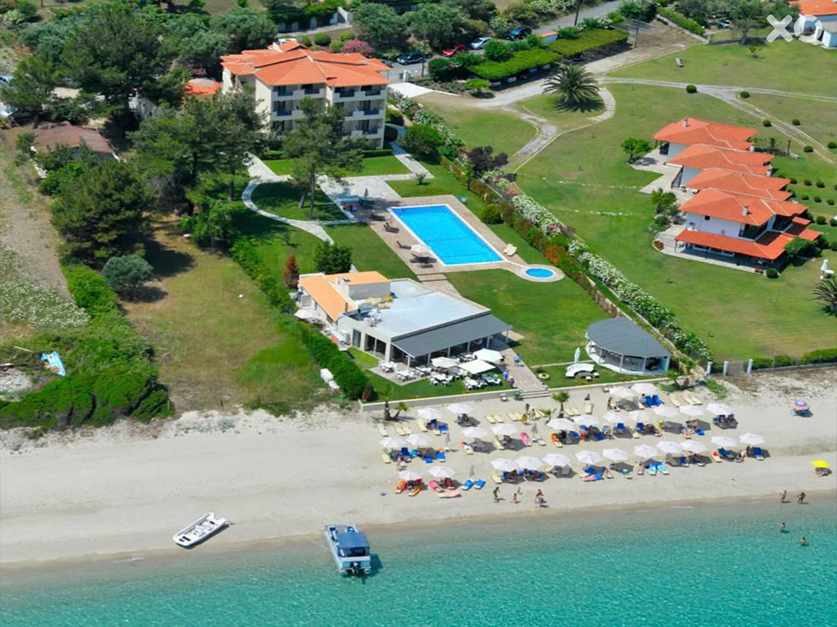 Azur Hotel