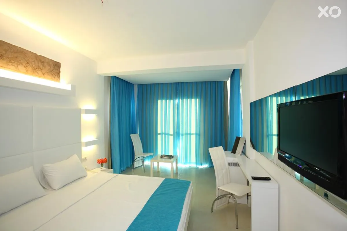 Costa Luvi Hotel