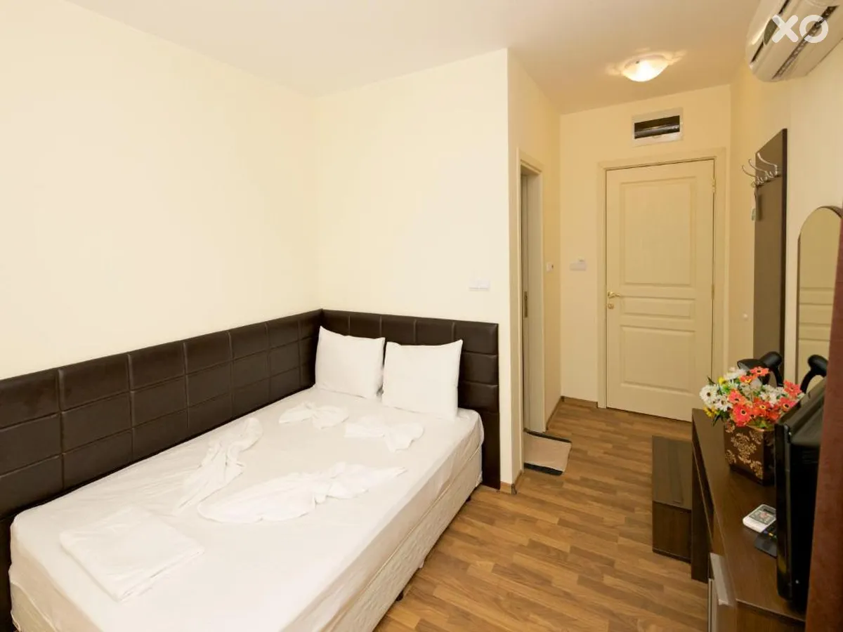 Golden Ina Hotel