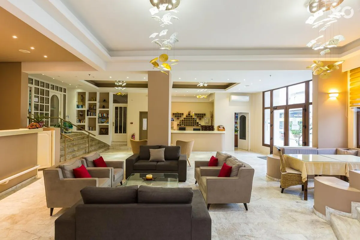 Eltina Hotel