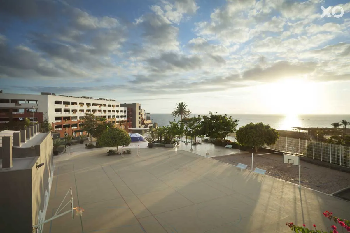 Adrian Hoteles Roca Nivaria Gran