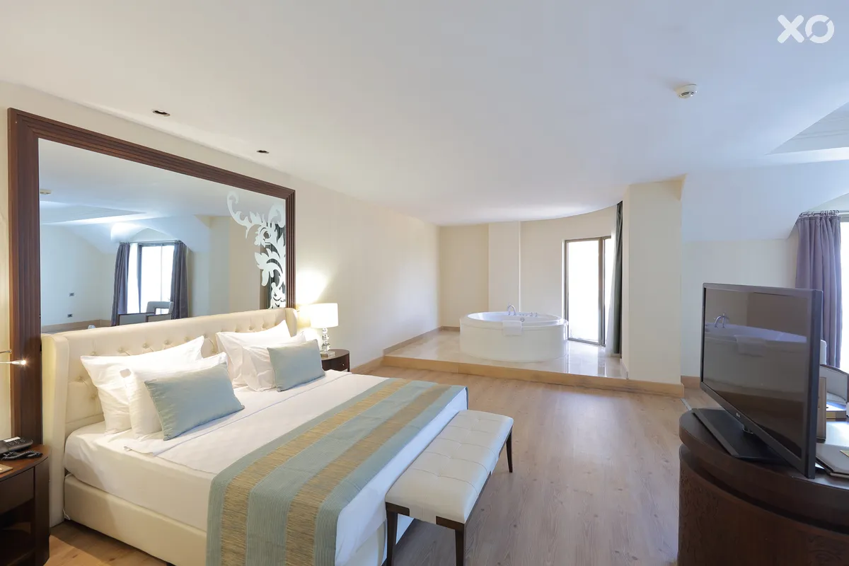 Juju Premier Palace