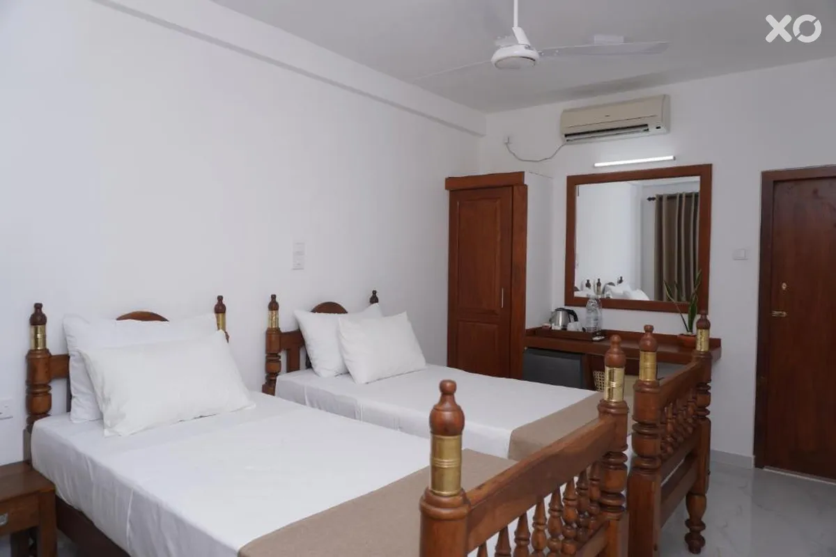 Surf Una Beach Hotel
