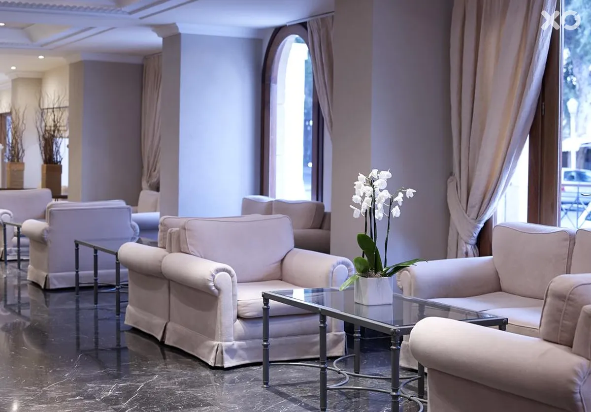 Mitsis Petit Palais Beach Hotel