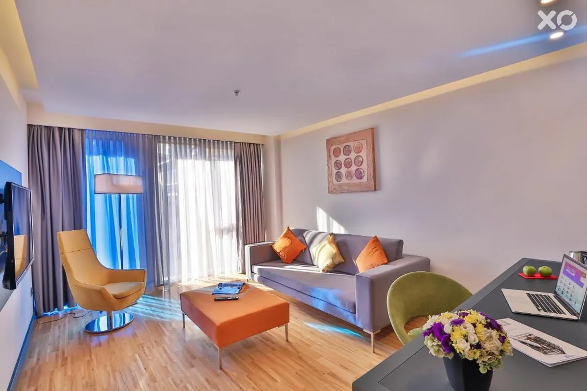 Business Life Hotel