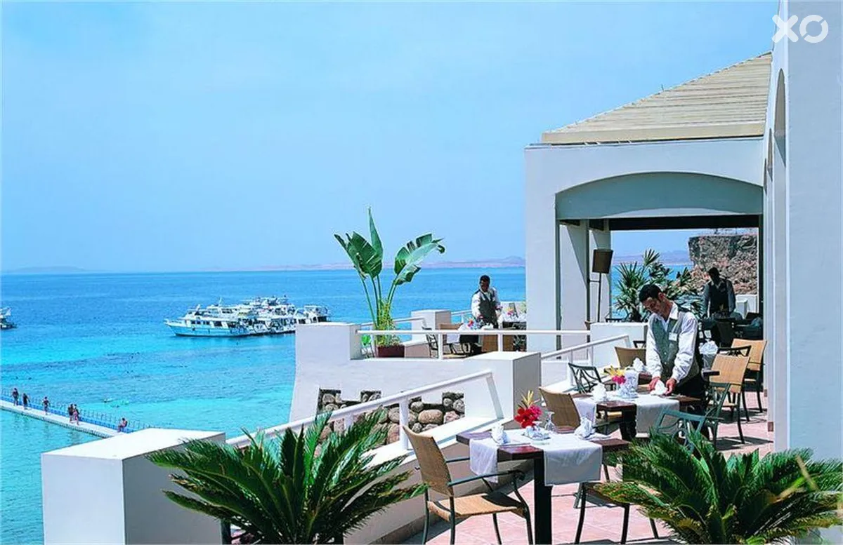 Reef Oasis Beach Resort